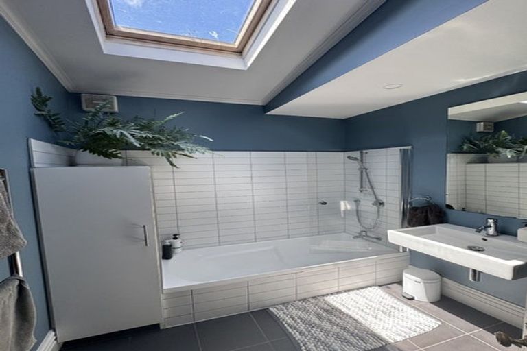 Photo of property in 67 Mitchell Street, Brooklyn, Wellington, 6021