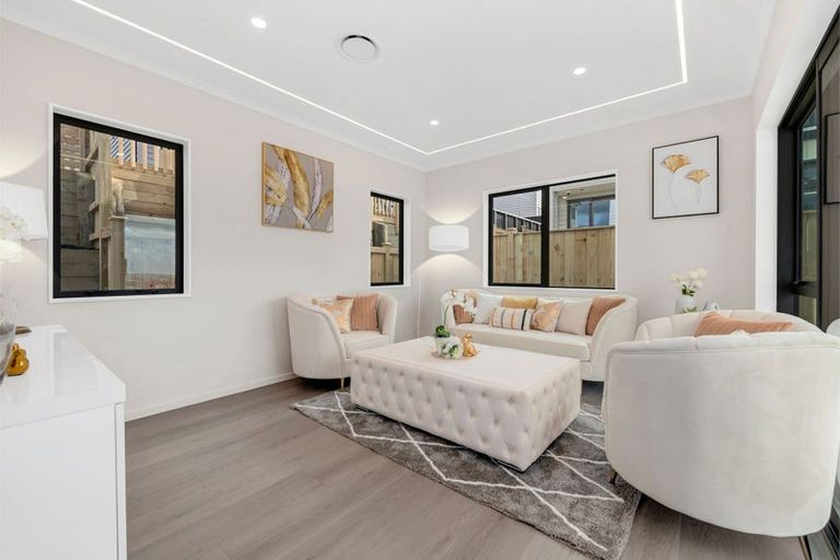 Photo of property in 30 Adamson Road, Flat Bush, Auckland, 2019