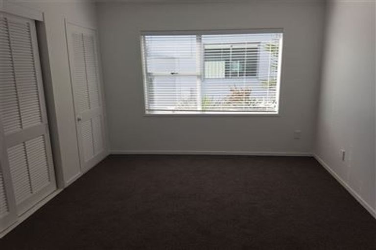 Photo of property in 2/12 Inga Road, Milford, Auckland, 0620