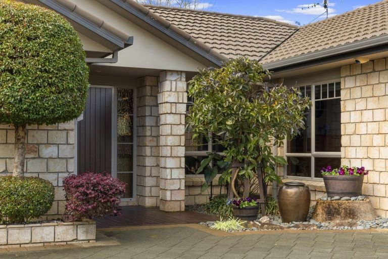 Photo of property in 22 Honeysuckle Lane, Ohauiti, Tauranga, 3112