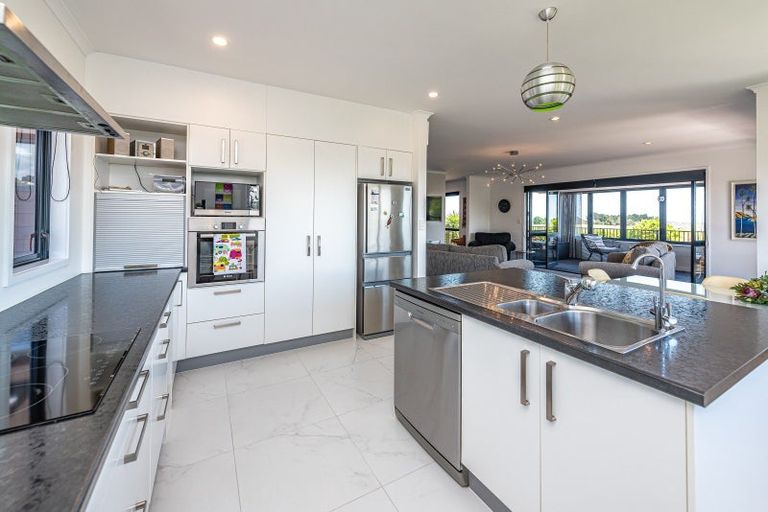 Photo of property in 12 Windsor Terrace, Durie Hill, Whanganui, 4500