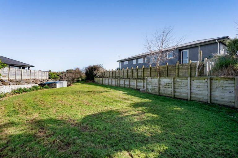 Photo of property in 28a Jules Crescent, Bell Block, New Plymouth, 4312