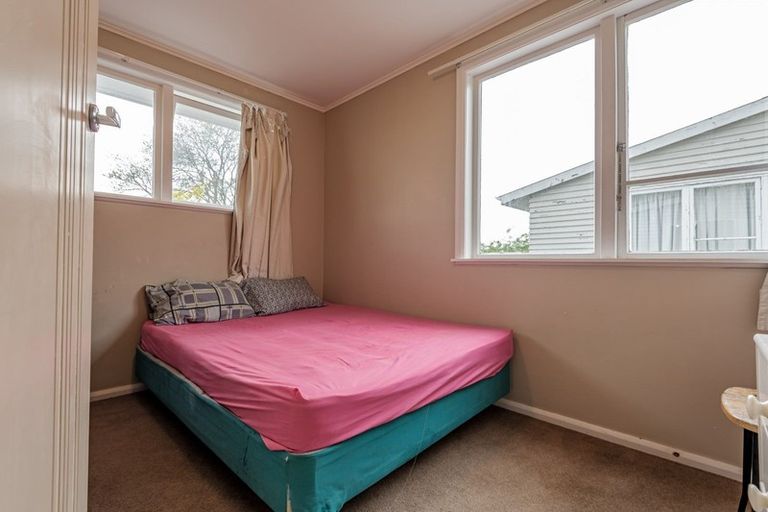 Photo of property in 26 Farnham Avenue, Highbury, Palmerston North, 4412