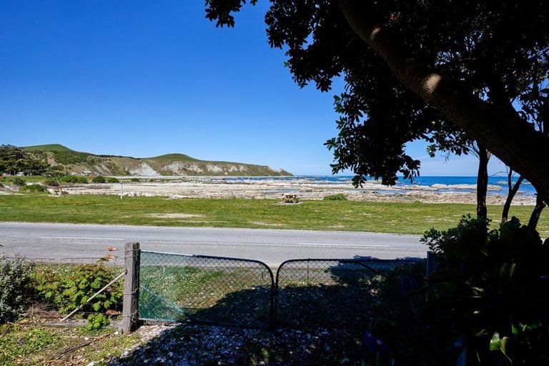 Photo of property in 1 Kaka Road, South Bay, Kaikoura, 7300