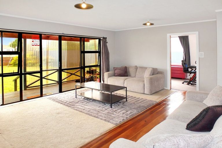 Photo of property in 8 Russell Street, Foxton, 4814