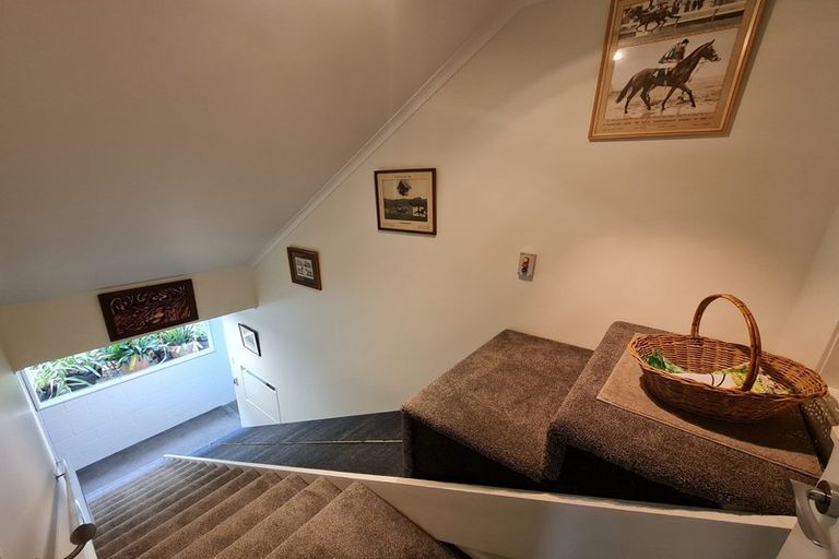 Photo of property in 21 Aurora Avenue, Welcome Bay, Tauranga, 3112