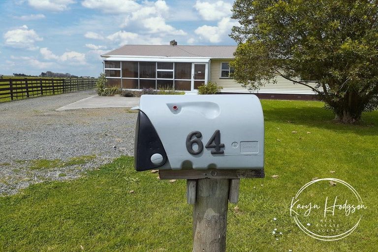 Photo of property in 64 Freyberg Road, Ruawai, 0530