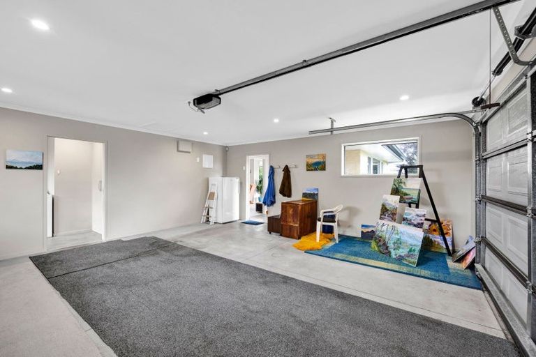 Photo of property in 35 Cloten Road, Stratford, 4332