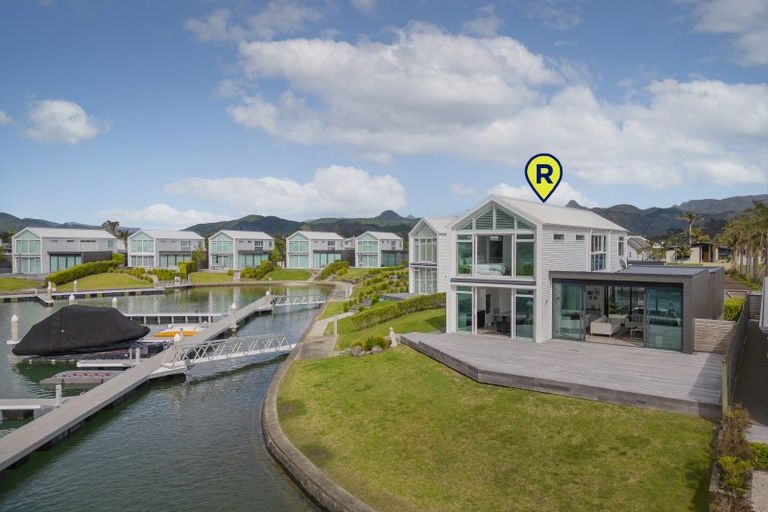 Photo of property in 148 Motu Hei, Pauanui, Hikuai, 3579