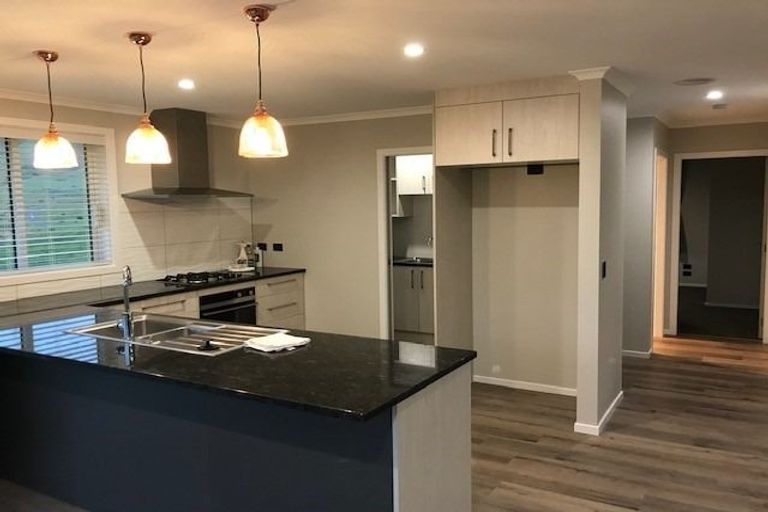 Photo of property in 102 Melksham Drive, Churton Park, Wellington, 6037