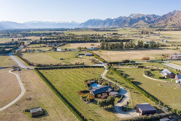 Photo of property in 118 Lachlan Avenue, Hawea Flat, Wanaka, 9382