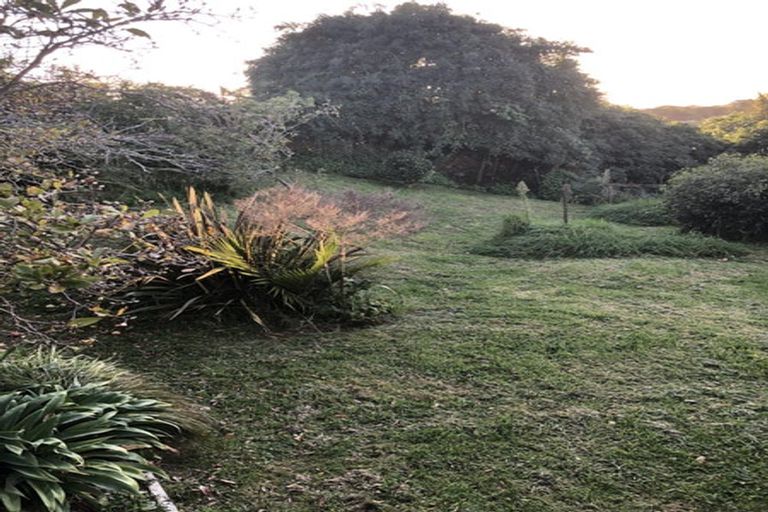 Photo of property in 64 Dale Road, Raumati South, Paraparaumu, 5032