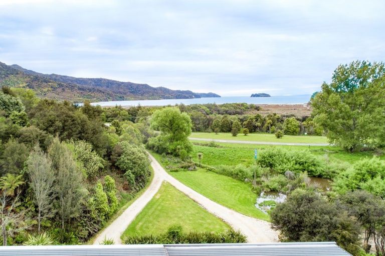 Photo of property in 321 Sandy Bay-marahau Road, Marahau, Motueka, 7197
