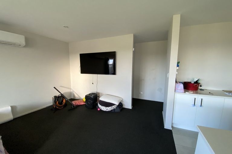 Photo of property in 86 Shillingford Boulevard, Rolleston, 7615