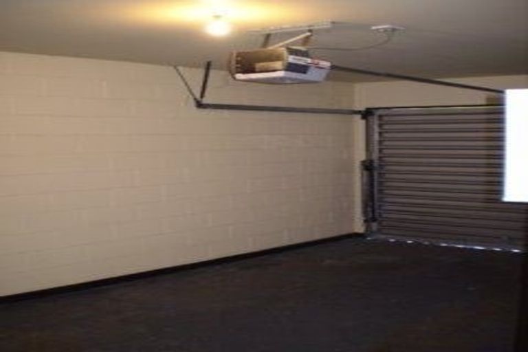 Photo of property in 1/18 Division Street, Riccarton, Christchurch, 8041