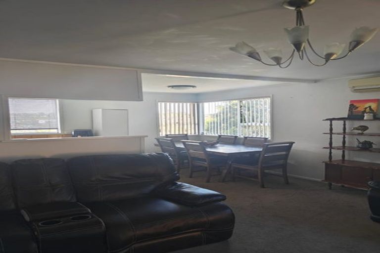 Photo of property in 4 Cranston Street, Torbay, Auckland, 0632