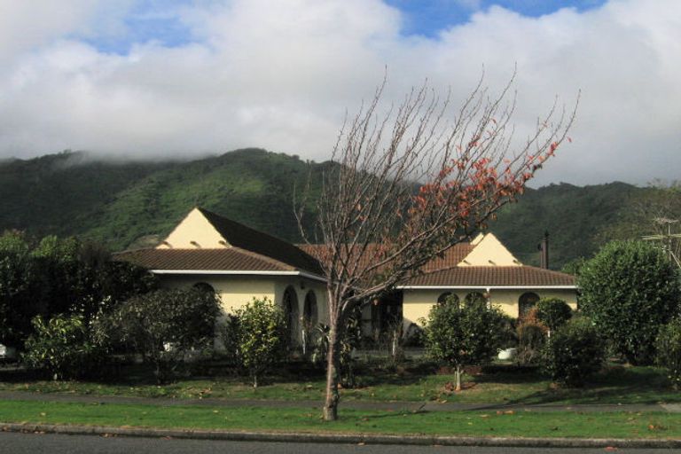 Photo of property in 7 David Street, Waikanae, 5036