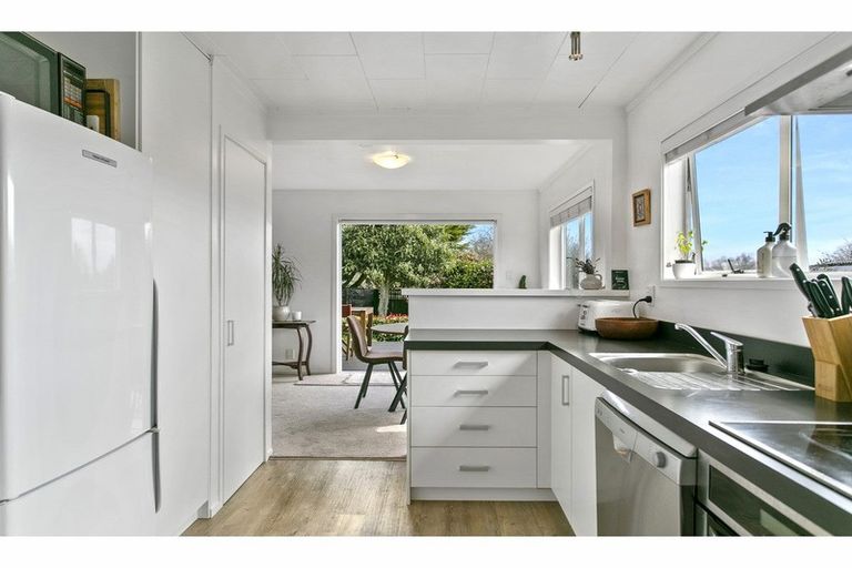 Photo of property in 65 Richmond Avenue, Richmond Heights, Taupo, 3330