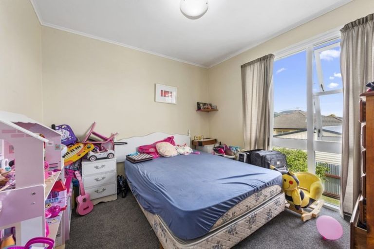 Photo of property in 18a Barraud Street, Avalon, Lower Hutt, 5011