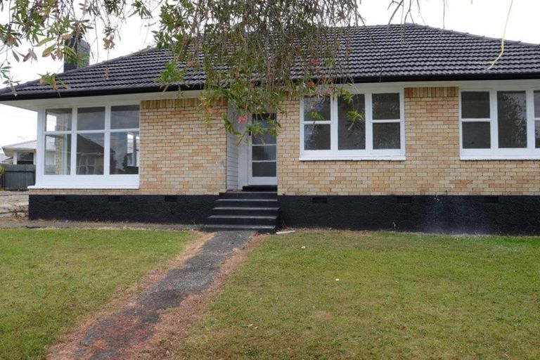 Photo of property in 22 Ivon Road, Otara, Auckland, 2023