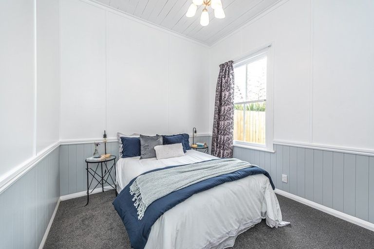 Photo of property in 42 Niblett Street, Whanganui, 4500