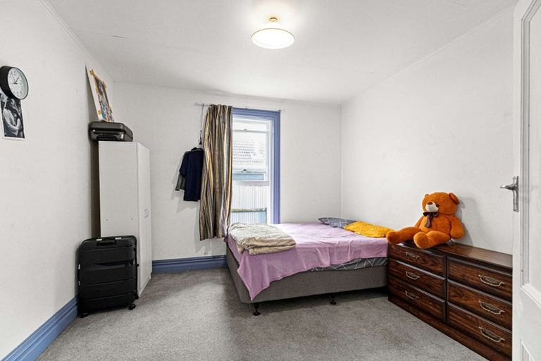 Photo of property in 624 Featherston Street, Roslyn, Palmerston North, 4414