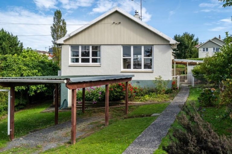 Photo of property in 33 Wakari Road, Halfway Bush, Dunedin, 9010