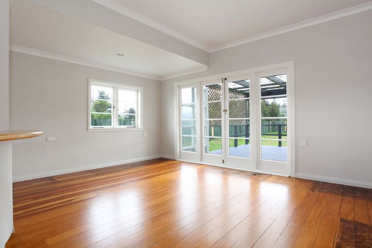 Photo of property in 1 Darley Street, Maeroa, Hamilton, 3200