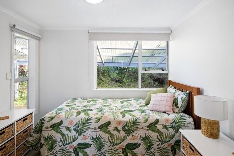 Photo of property in 12b City View Grove, Harbour View, Lower Hutt, 5010