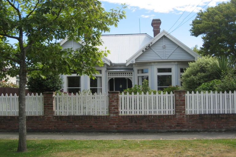 Photo of property in 21 Oxley Avenue, St Albans, Christchurch, 8014