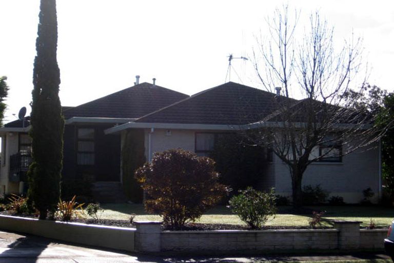 Photo of property in 30 Kentucky Way, Awapuni, Palmerston North, 4412