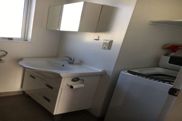 Photo of property in 5/74 Freyberg Street, Lyall Bay, Wellington, 6022