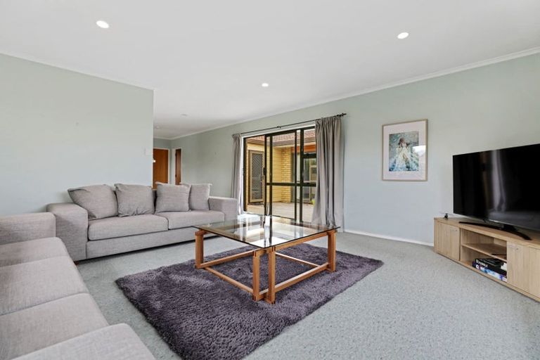 Photo of property in 2/69 Ngamotu Road, Hilltop, Taupo, 3330