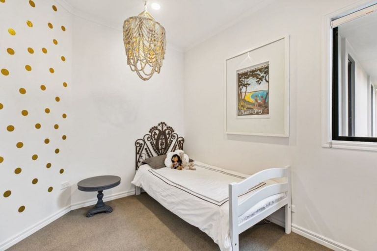 Photo of property in 135 Palm Beach Boulevard, Papamoa Beach, Papamoa, 3118