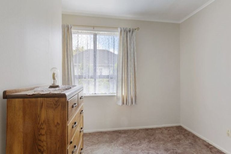 Photo of property in 1/14 Cosgrave Road, Papakura, 2110