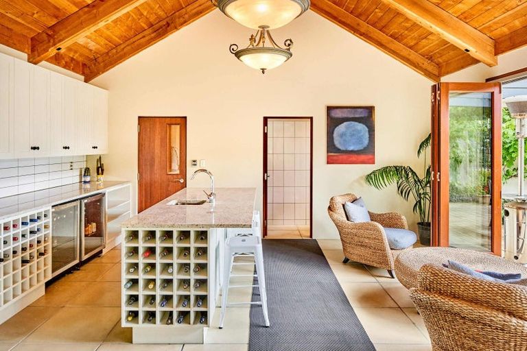 Photo of property in 60 Cheviot Road, Lowry Bay, Lower Hutt, 5013