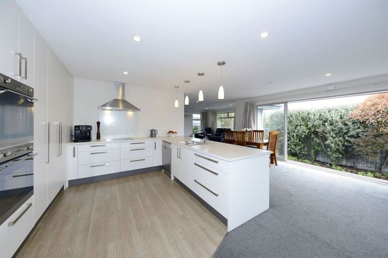 Photo of property in 14 Caithness Street, New Brighton, Christchurch, 8083