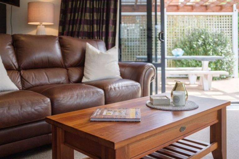 Photo of property in 10 Fenty Place, Mosgiel, 9024