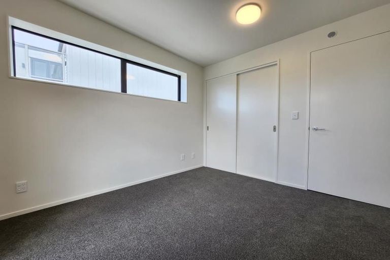 Photo of property in 5/65 Tiketike Way, Brooklyn, Wellington, 6021
