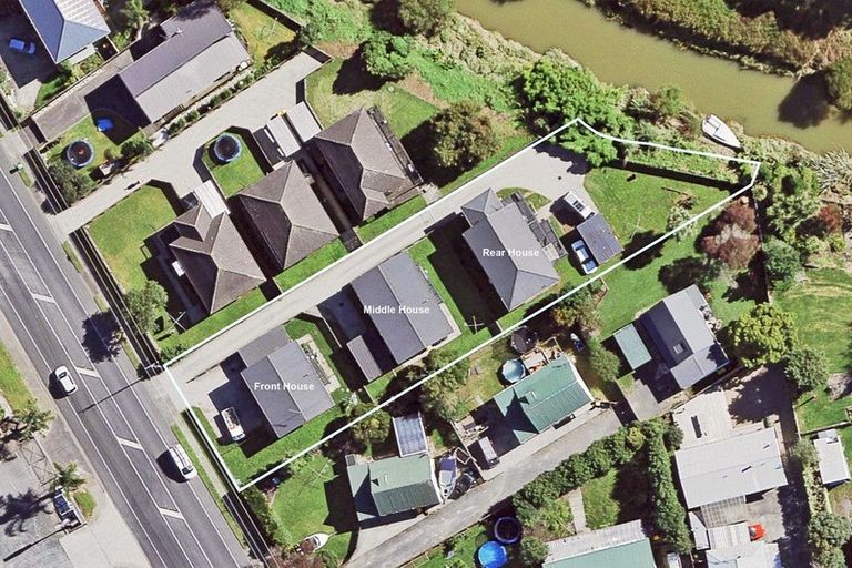 Photo of property in 1/138 Great South Road, Drury, 2113