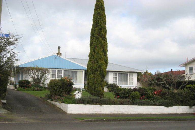 Photo of property in 4 Highfield Place, Levin, 5510