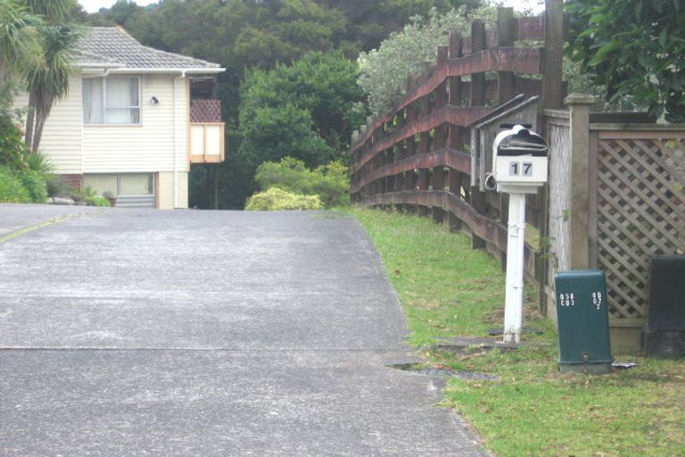 Photo of property in 3/17 Powrie Street, Glenfield, Auckland, 0629