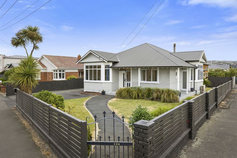 Photo of property in 124 Victoria Road, Saint Kilda, Dunedin, 9012