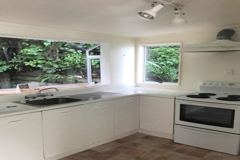 Photo of property in 41a Onslow Road, Khandallah, Wellington, 6035