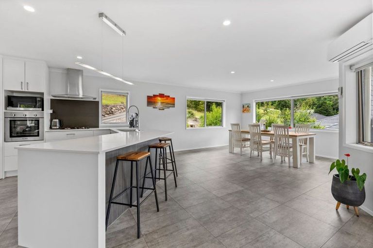 Photo of property in 12 Catherin Servant Close, Maunu, Whangarei, 0110