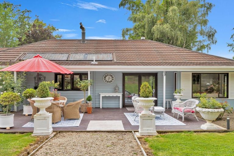 Photo of property in 237 High Street, Oxford, 7430