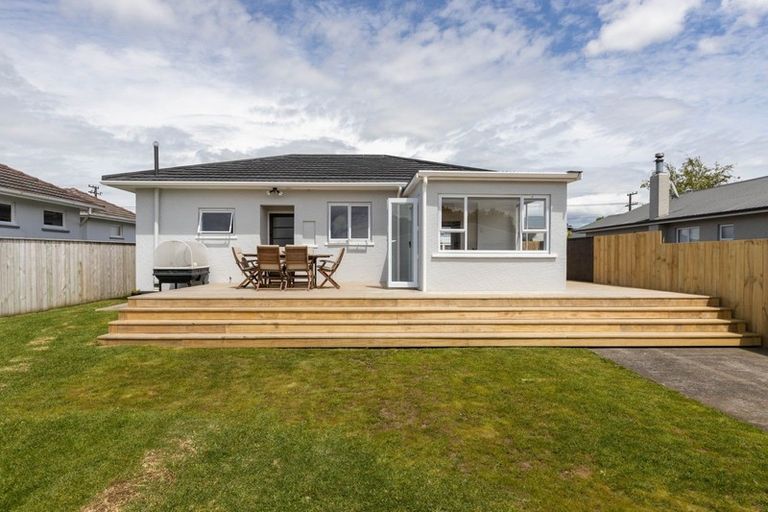 Photo of property in 319 Carrington Street, Vogeltown, New Plymouth, 4310