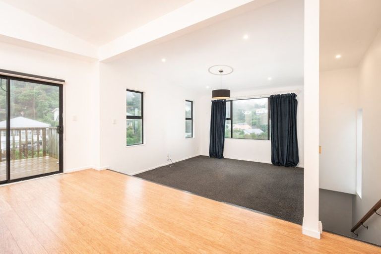 Photo of property in 55 Jackson Street, Island Bay, Wellington, 6023