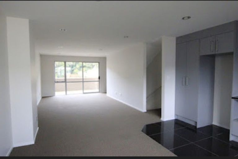Photo of property in 32/5 Perekia Street, Albany, Auckland, 0632