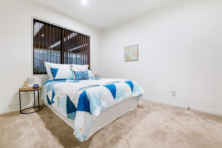 Photo of property in 24 Mettam Drive, Swanson, Auckland, 0614